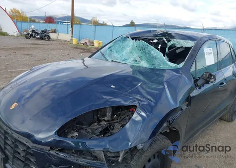 2017 Porsche Macan S z USA, uszkodzony, nr VIN WP1AB2A57HLB12338